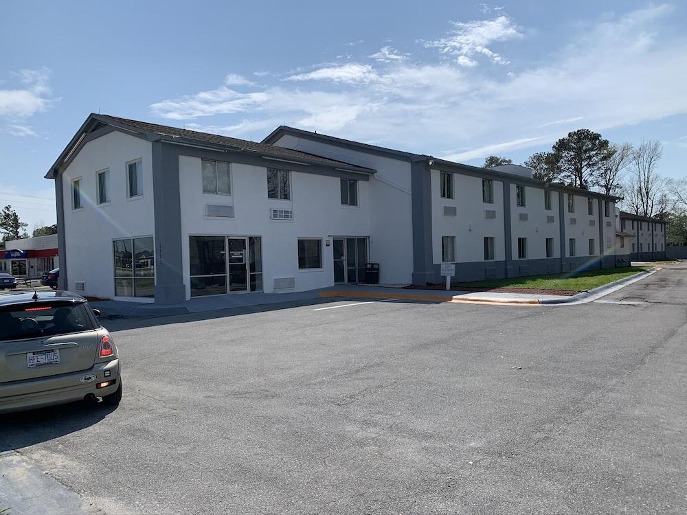 Econo Lodge Cherry Point هافلوك المظهر الخارجي الصورة