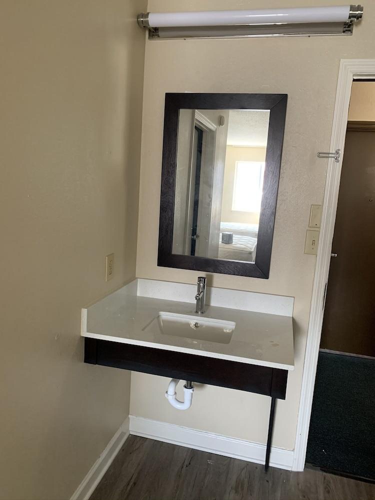 Econo Lodge Cherry Point هافلوك المظهر الخارجي الصورة