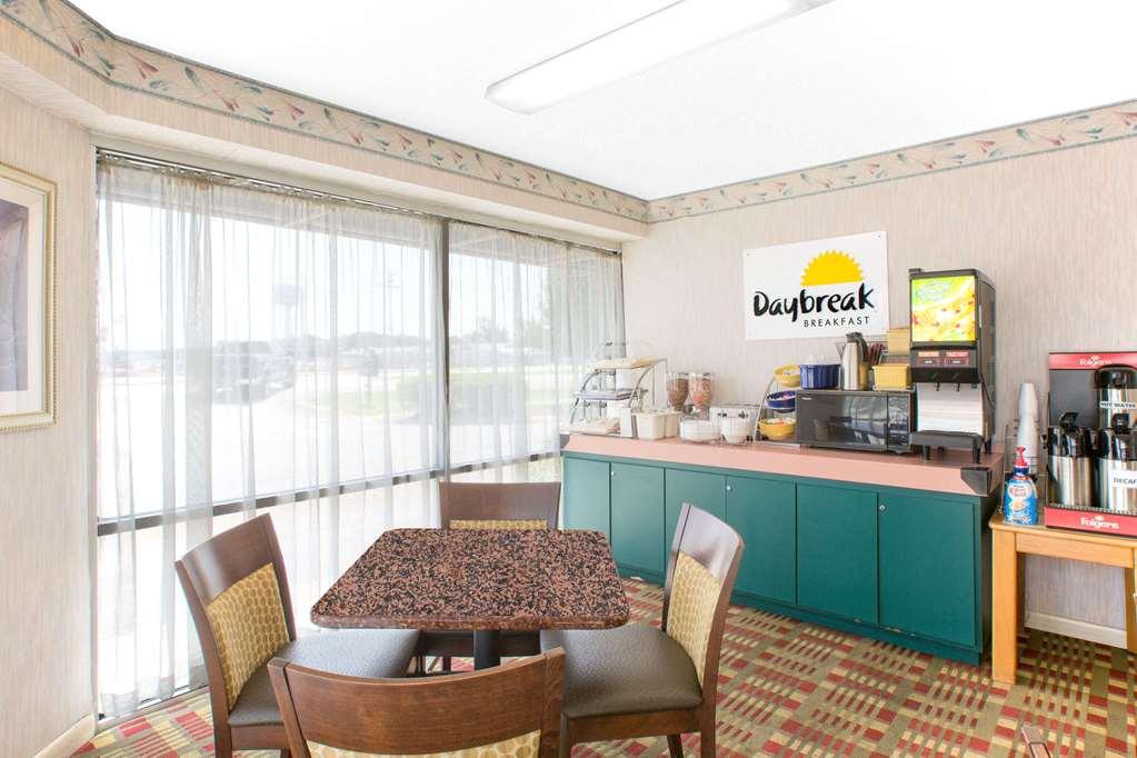 Econo Lodge Cherry Point هافلوك المظهر الخارجي الصورة