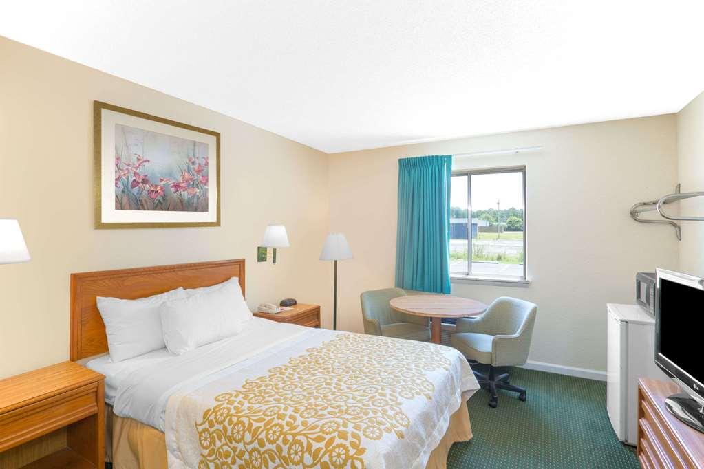 Econo Lodge Cherry Point هافلوك المظهر الخارجي الصورة