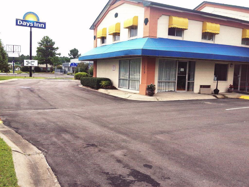 Econo Lodge Cherry Point هافلوك المظهر الخارجي الصورة
