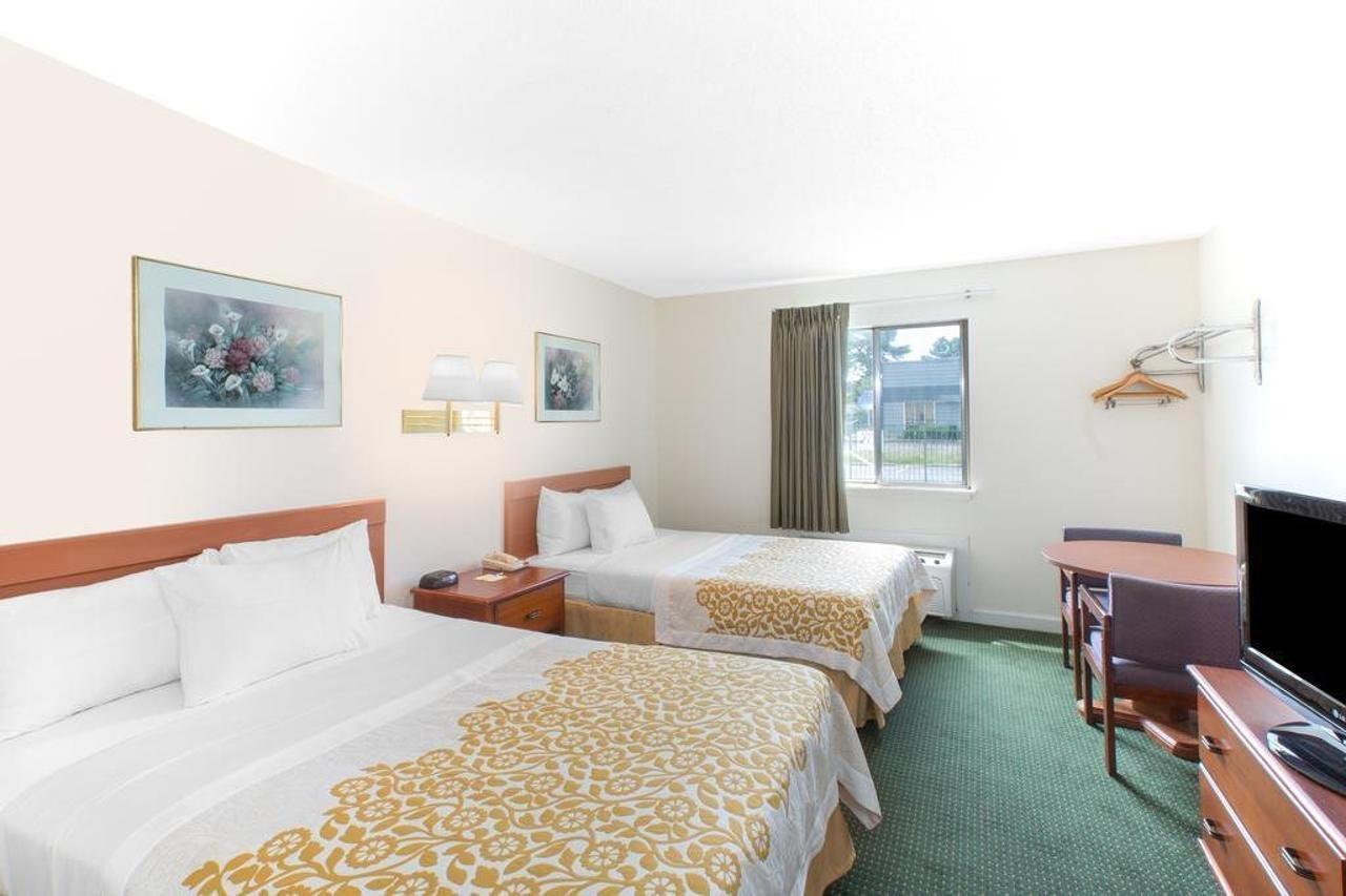 Econo Lodge Cherry Point هافلوك المظهر الخارجي الصورة