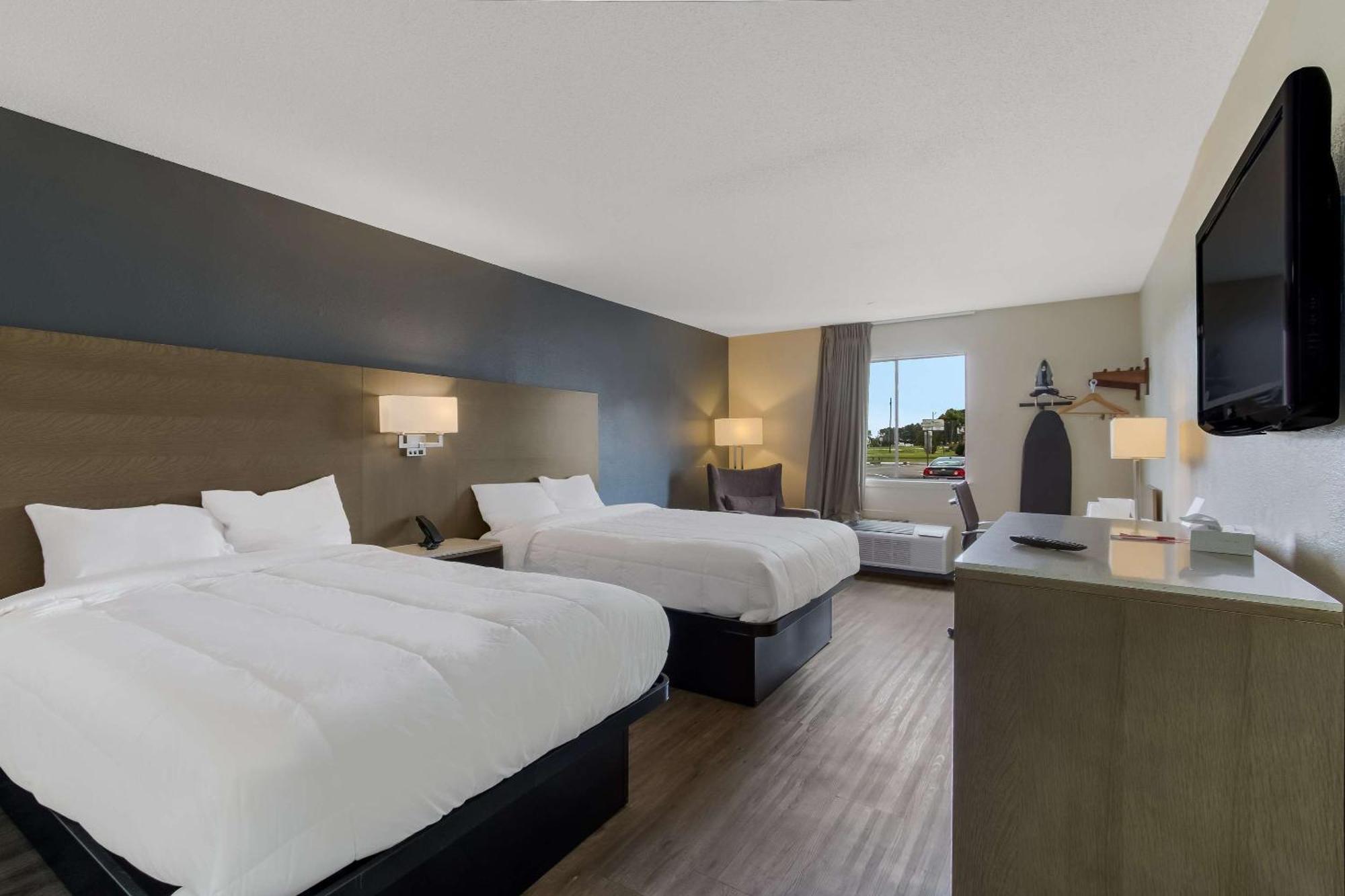 Econo Lodge Cherry Point هافلوك المظهر الخارجي الصورة